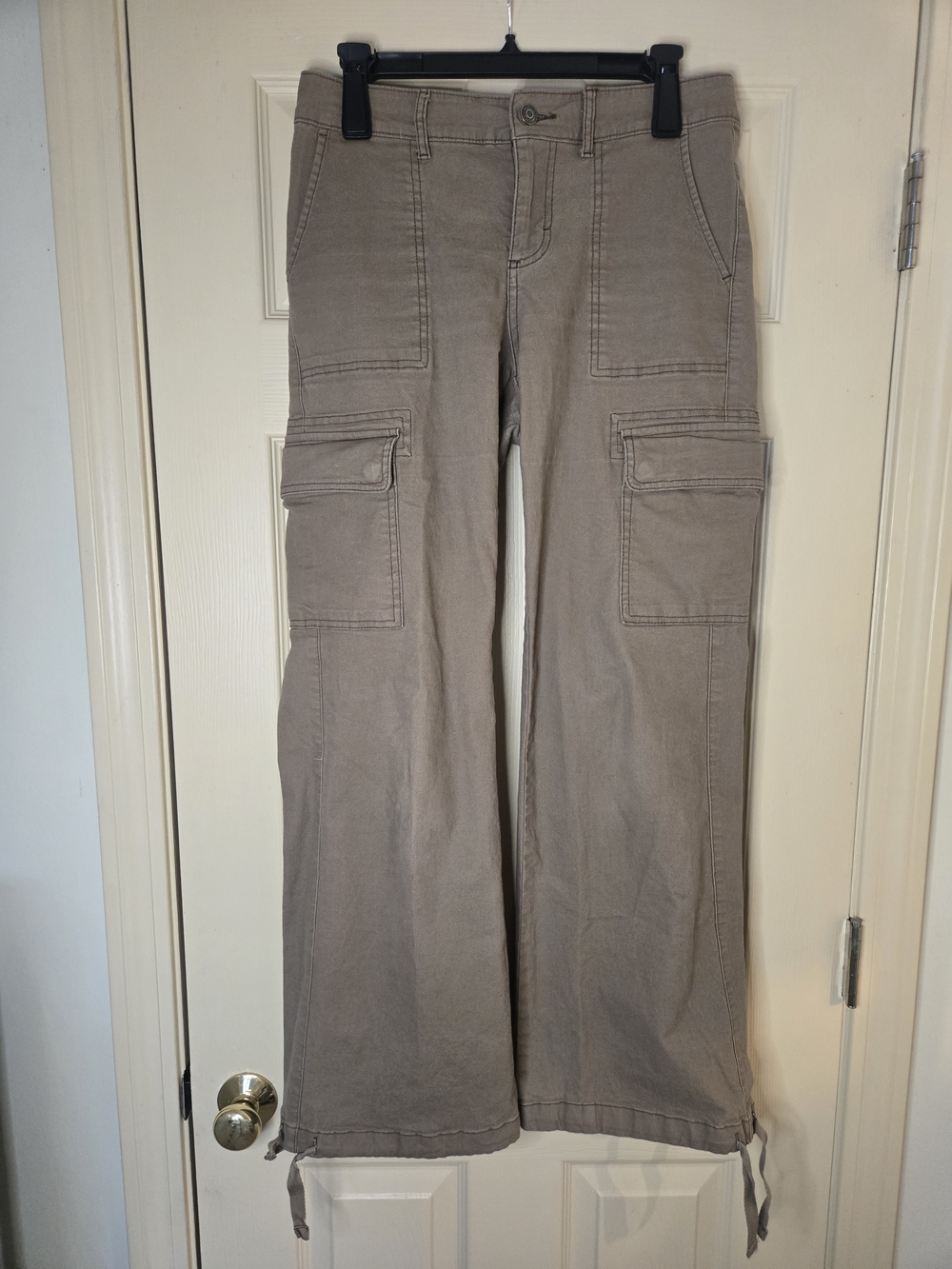 Wild Fable Wide Leg Cargo Pants in Taupe